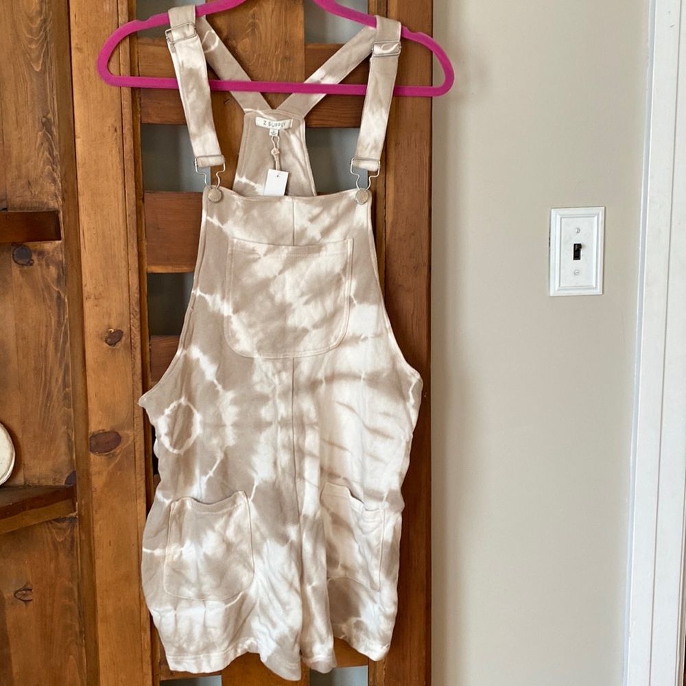 Z supply never worn romper/overall with tags